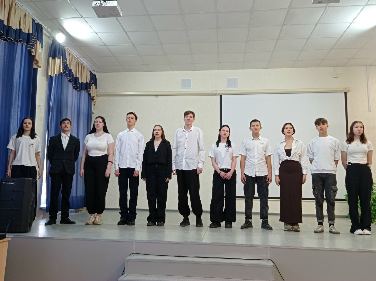 Праздничный концерт по случаю Дня Матери!.