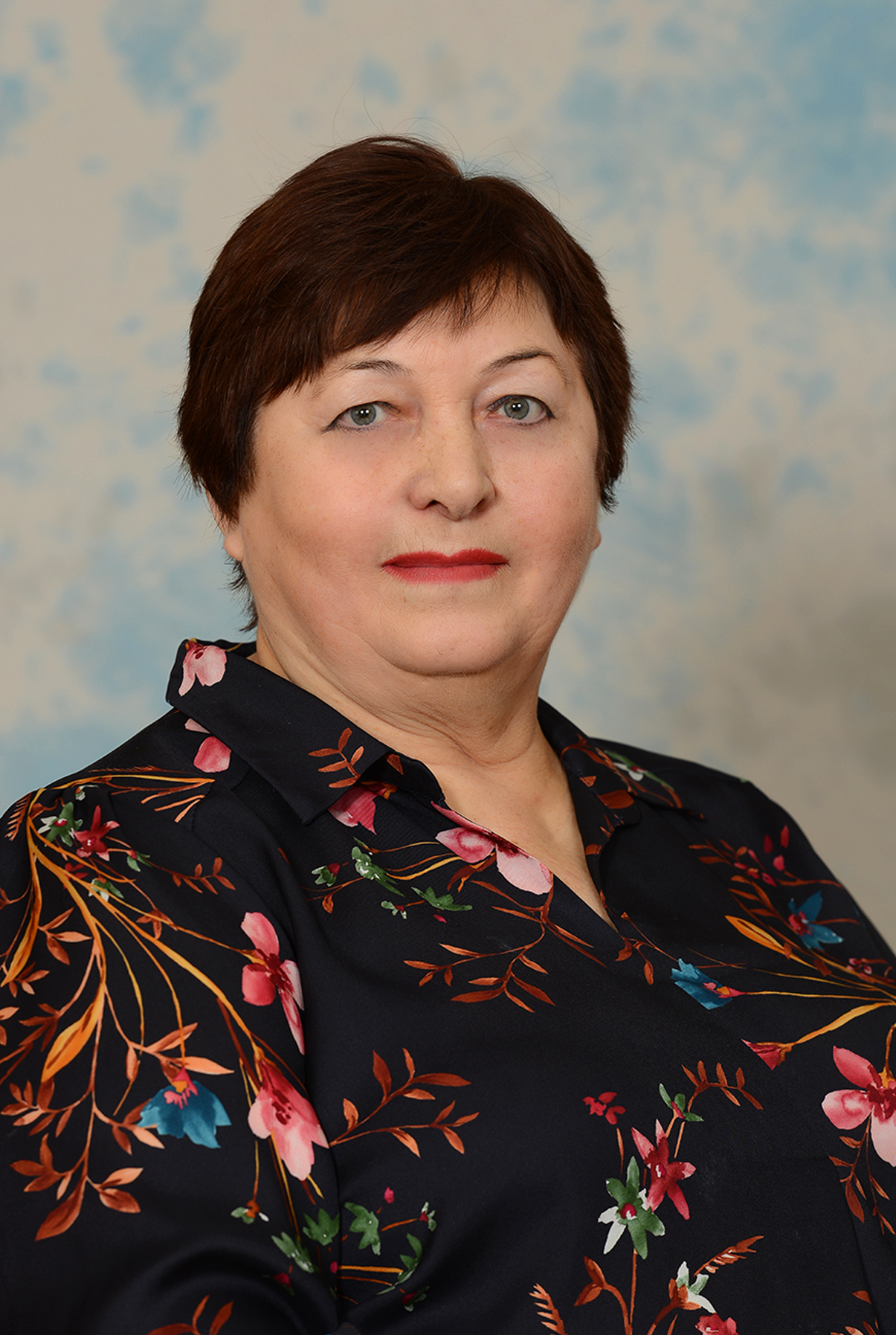 Петрова Людмила Ивановна.